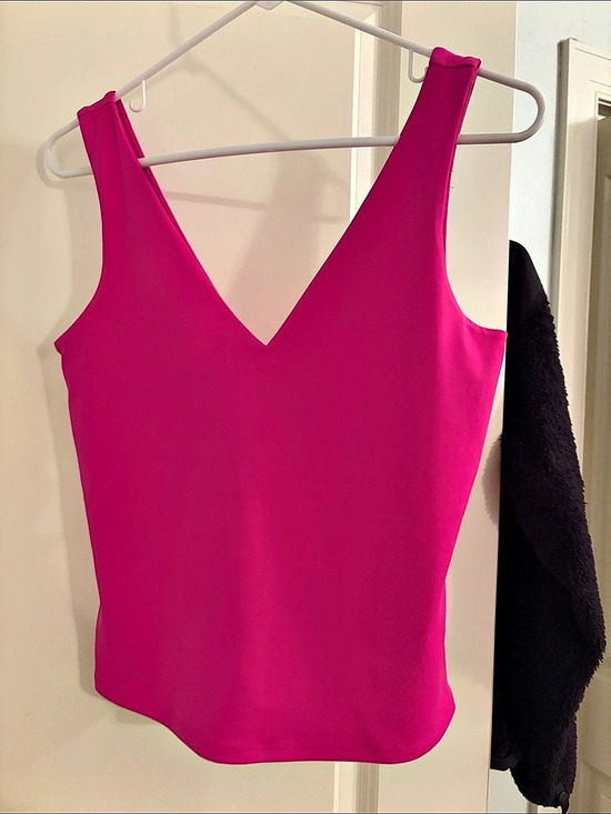 Express Tops - Express Body Contour High Compression Double V-Neck Tank Pink Medium